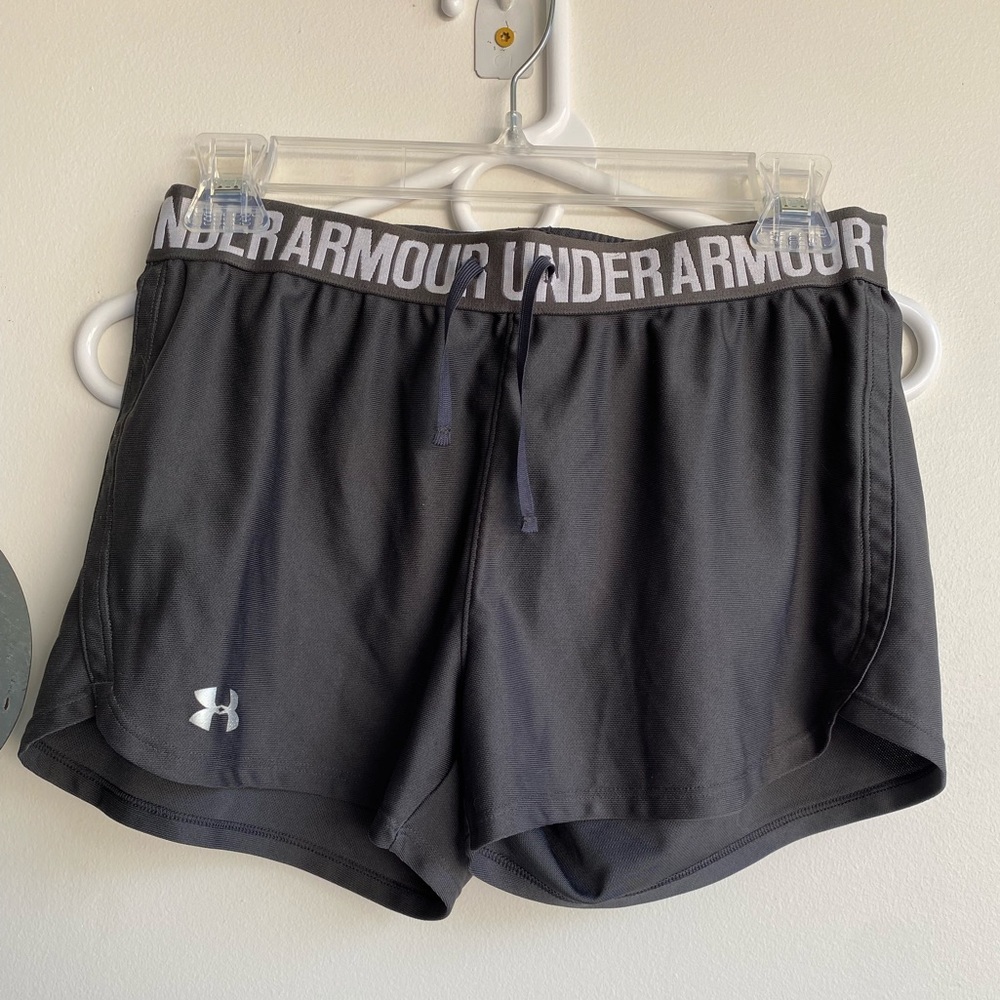 Underarmour shorts